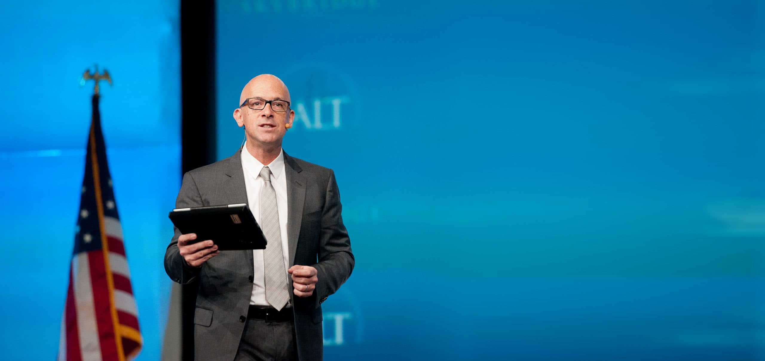Board Advisor, Mark Jeffries, Top Tips For A Perfect Online Presentation